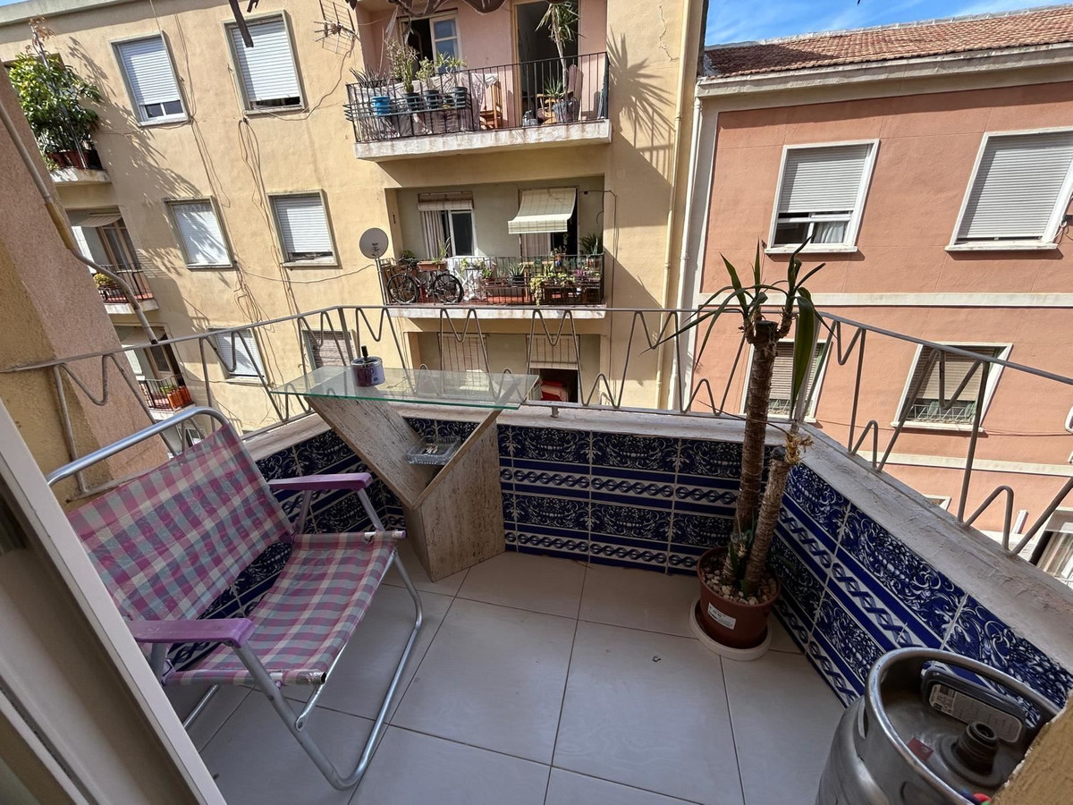 ShowFeedImage Apartment – Middle Floor Apartment in Alicante City