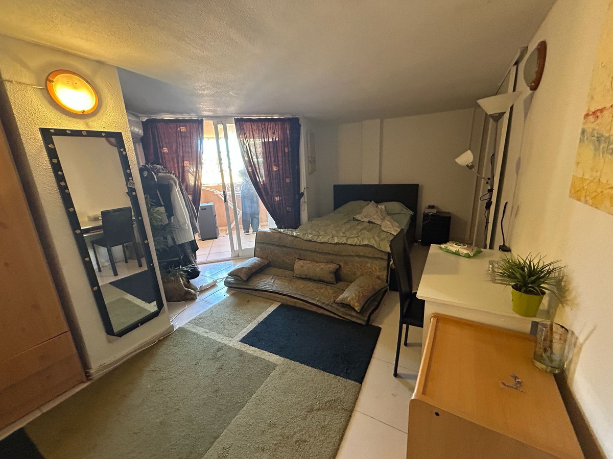ShowFeedImage Apartment – Top Floor Apartment in Torrevieja