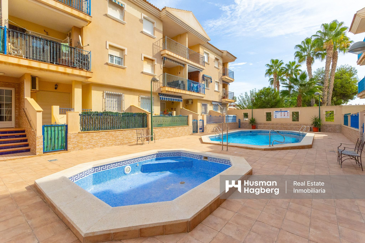 ShowFeedImage Apartment – Middle Floor Apartment in Los Alcazares