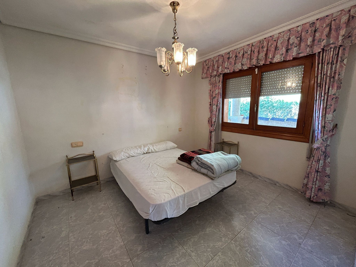 House – Detached Villa in Orihuela