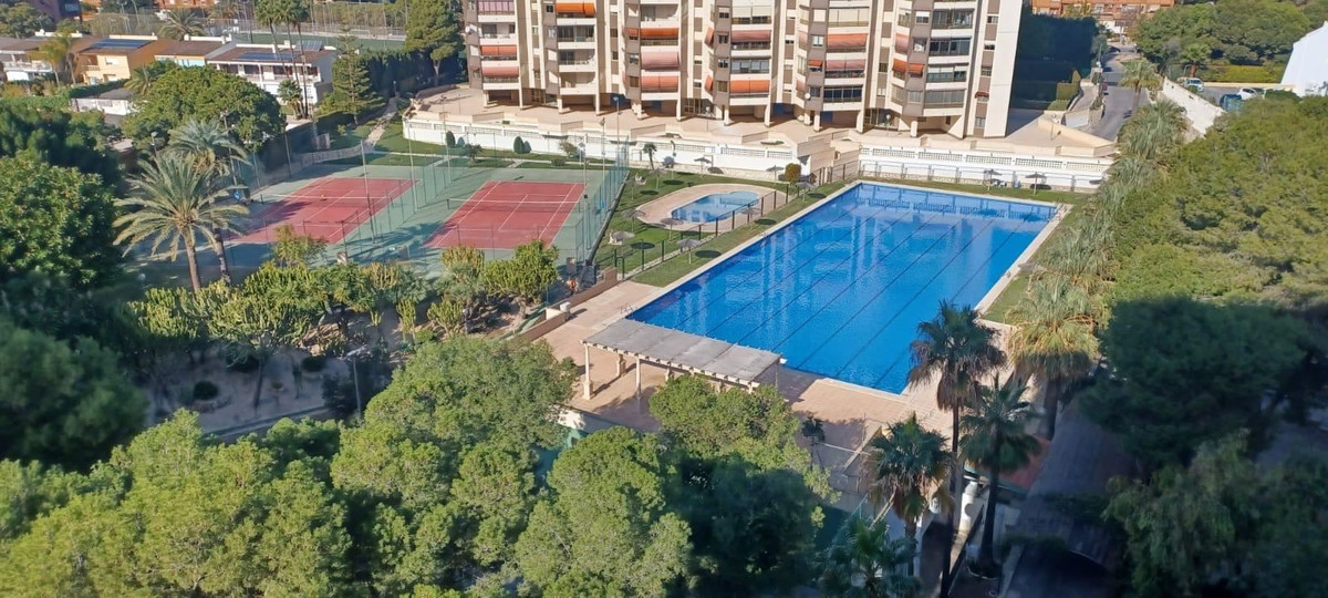 ShowFeedImage Apartment – Middle Floor Apartment in San Juan de Alicante
