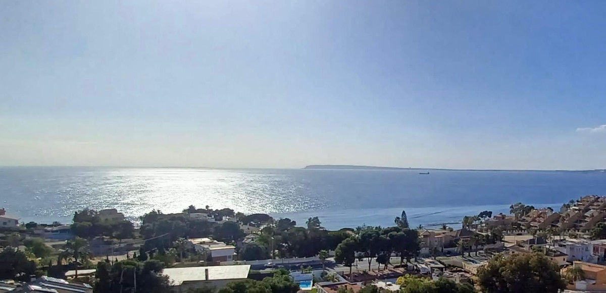ShowFeedImage Apartment – Middle Floor Apartment in San Juan de Alicante