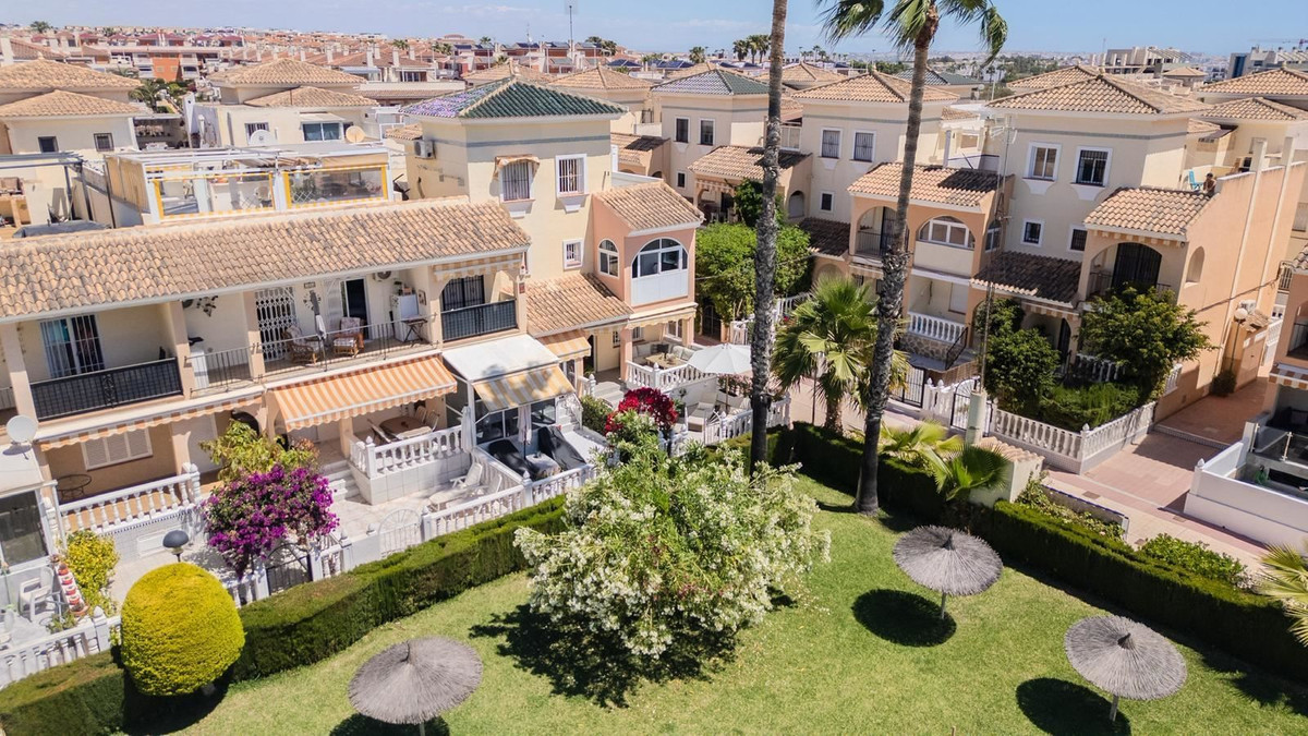 House – Townhouse in Orihuela