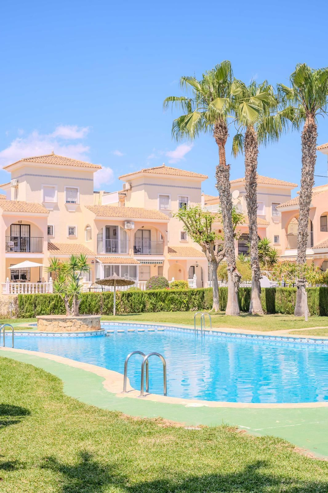 House – Townhouse in Orihuela