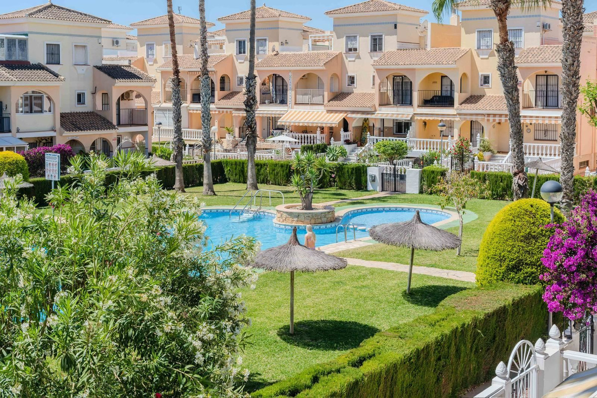 House – Townhouse in Orihuela