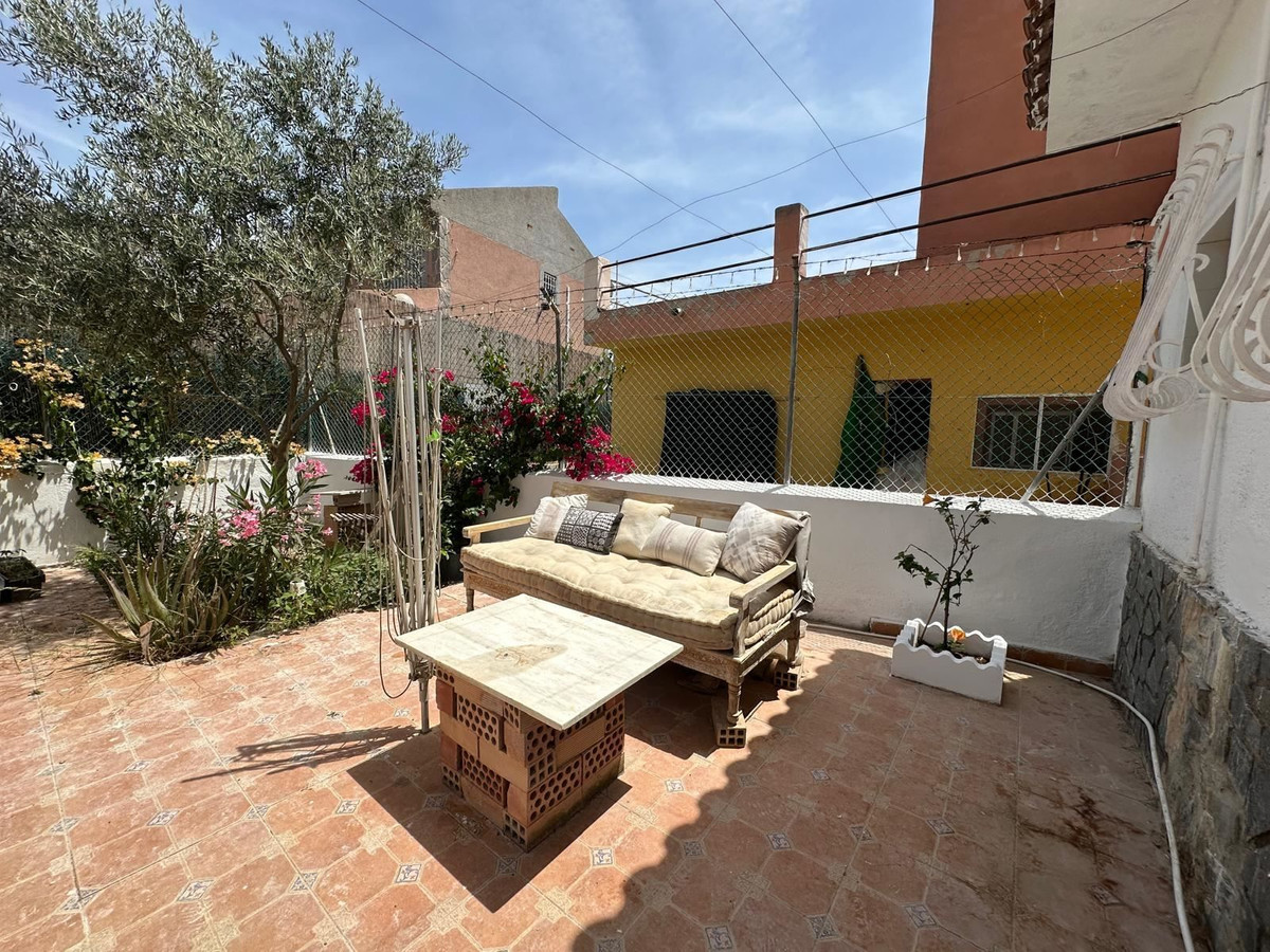 ShowFeedImage House – Detached Villa in Los Alcazares