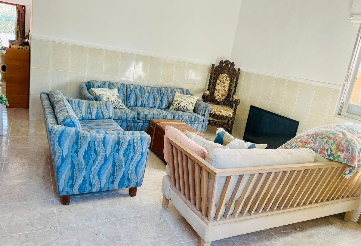 ShowFeedImage House – Detached Villa in Los Alcazares