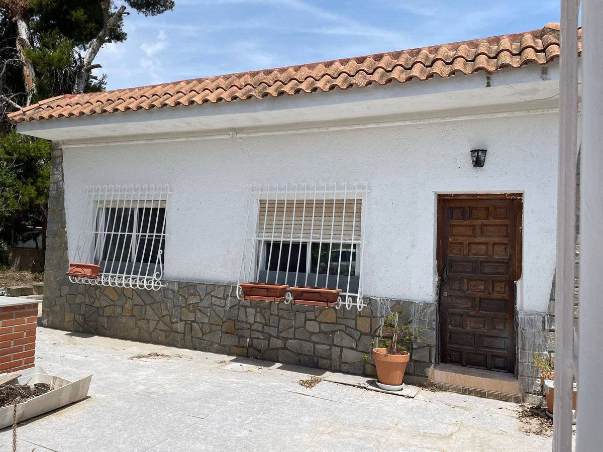 ShowFeedImage House – Detached Villa in Los Alcazares