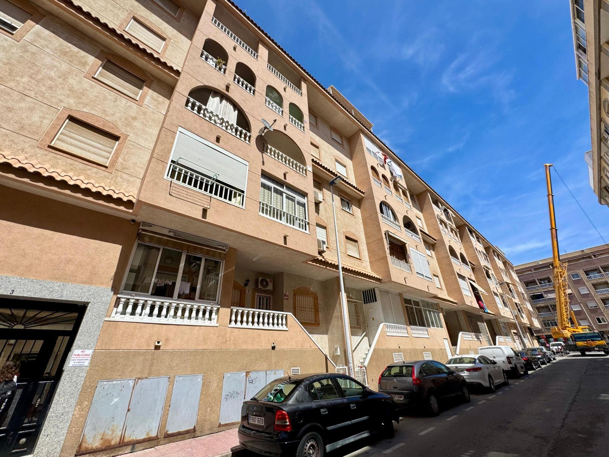 ShowFeedImage Apartment – Penthouse in Torrevieja
