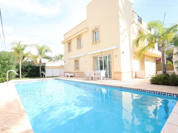 House – Detached Villa in Orihuela