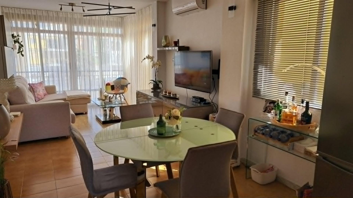 ShowFeedImage Apartment – Middle Floor Apartment in Torrevieja