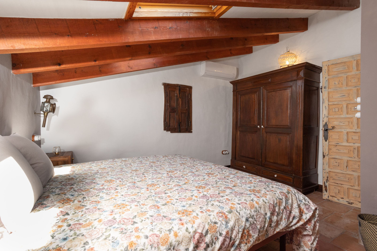 ShowFeedImage House – Detached Villa in San Miguel de Salinas