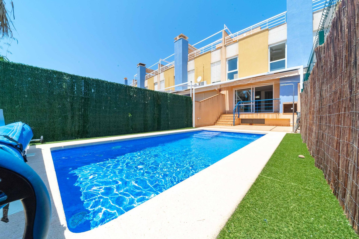 ShowFeedImage House – Townhouse in Orihuela