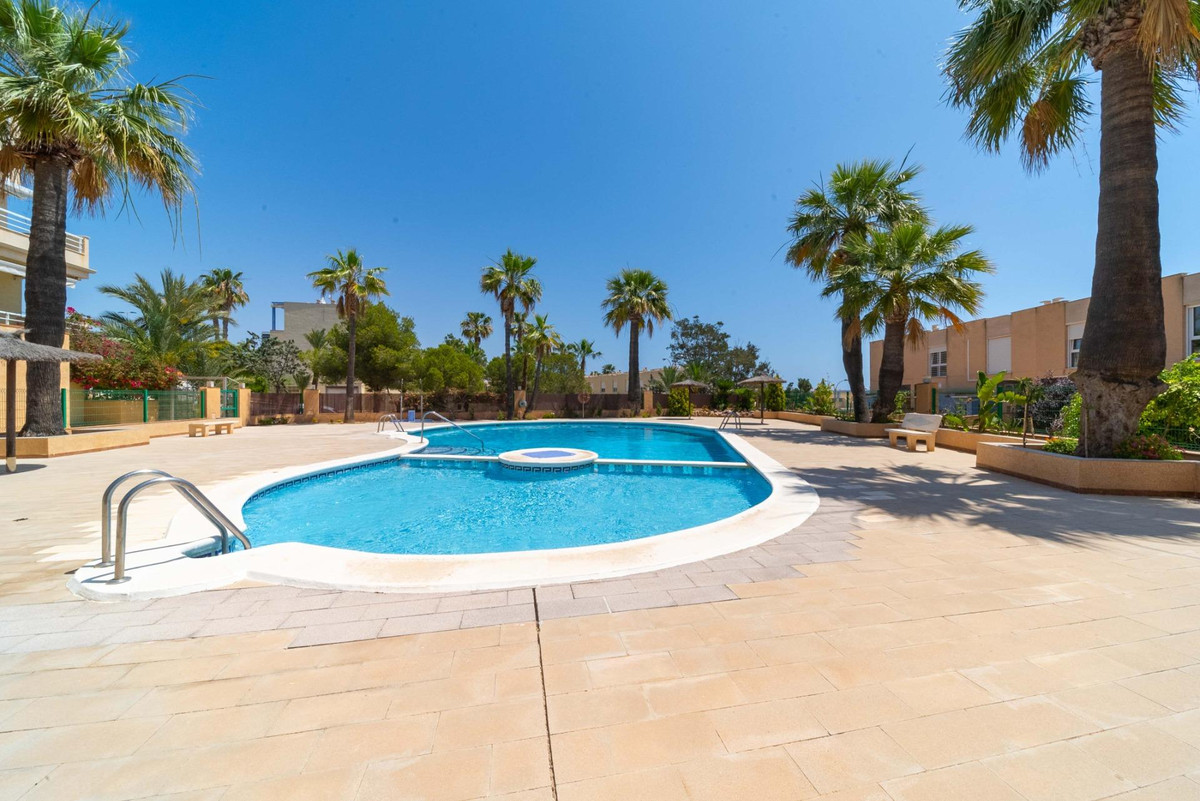 ShowFeedImage House – Townhouse in Orihuela