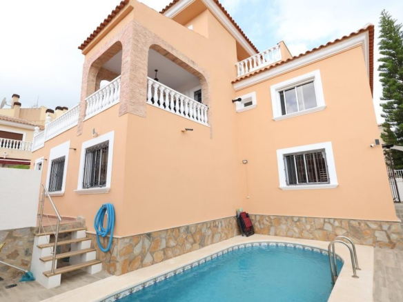 House – Detached Villa in San Miguel de Salinas