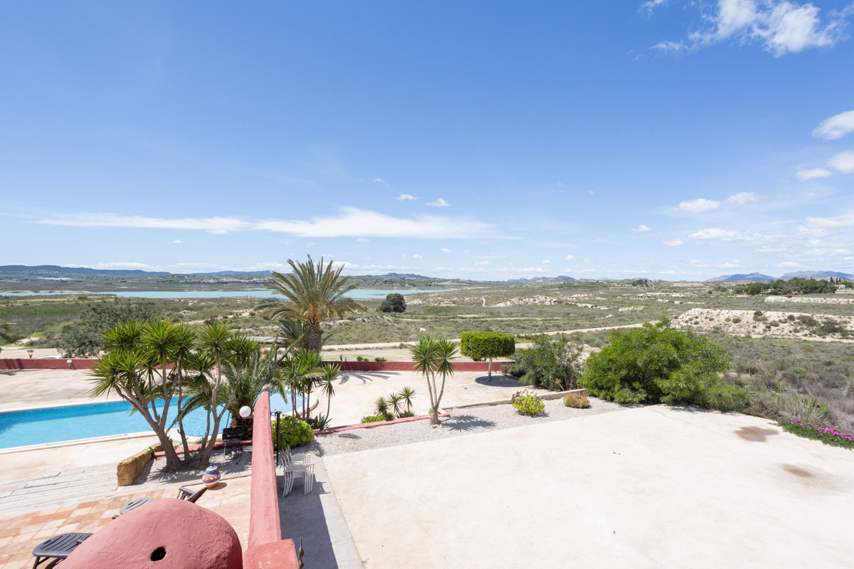 ShowFeedImage House – Detached Villa in San Miguel de Salinas