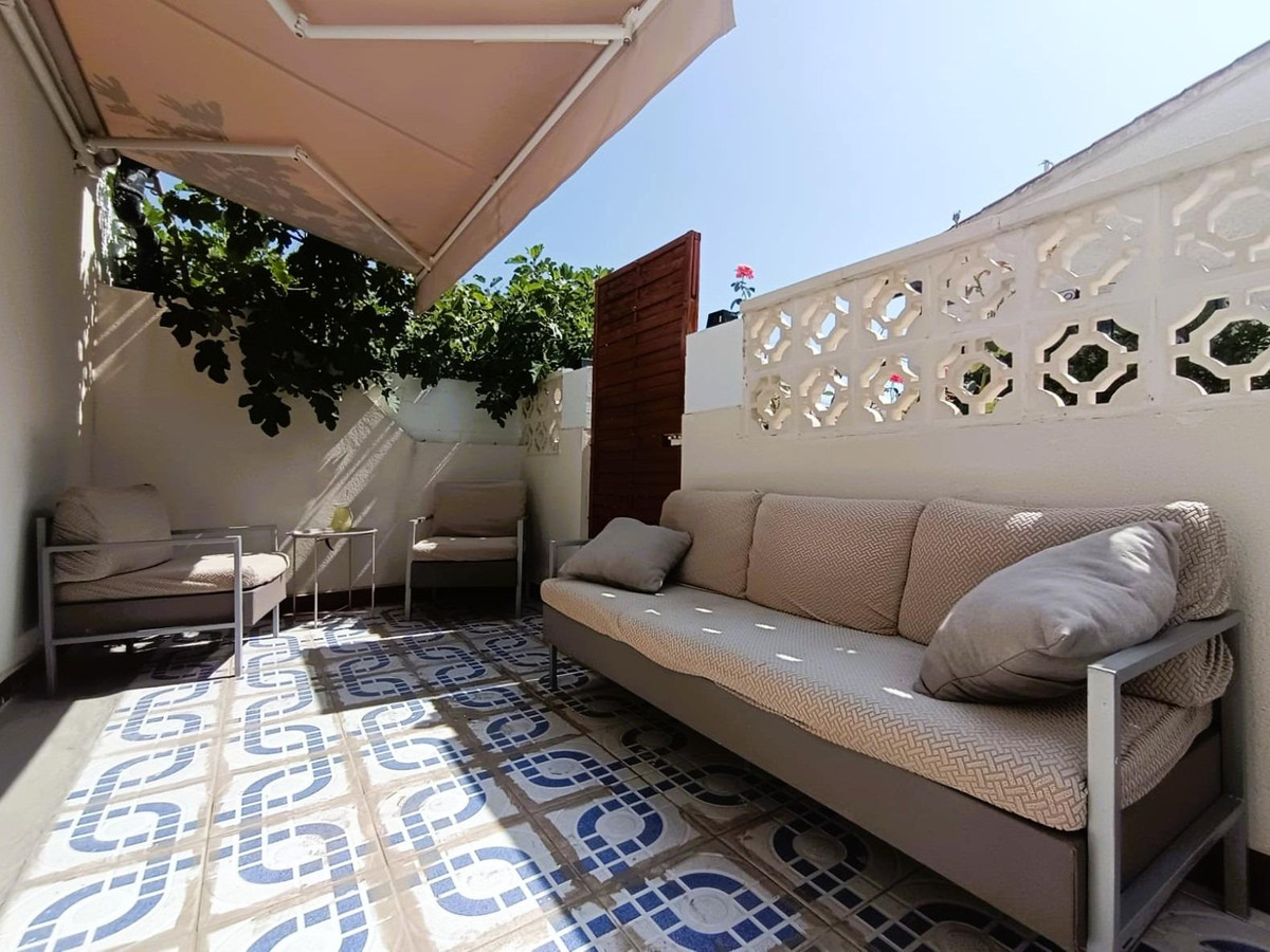 ShowFeedImage House – Bungalow in Torrevieja