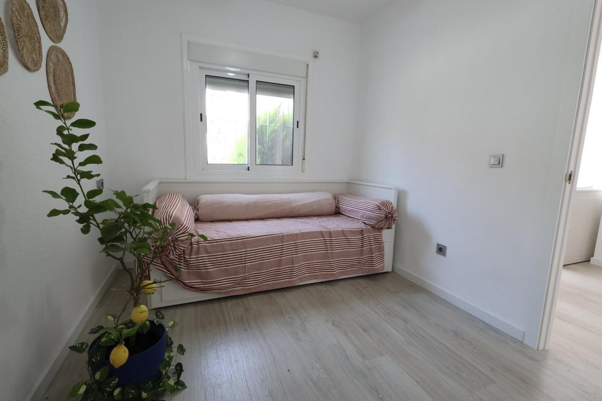 ShowFeedImage House – Bungalow in Torrevieja