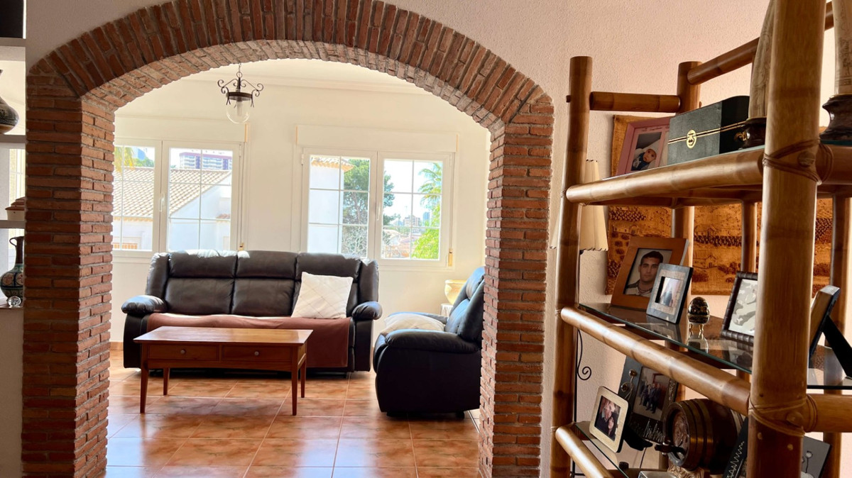 House – Detached Villa in Calpe