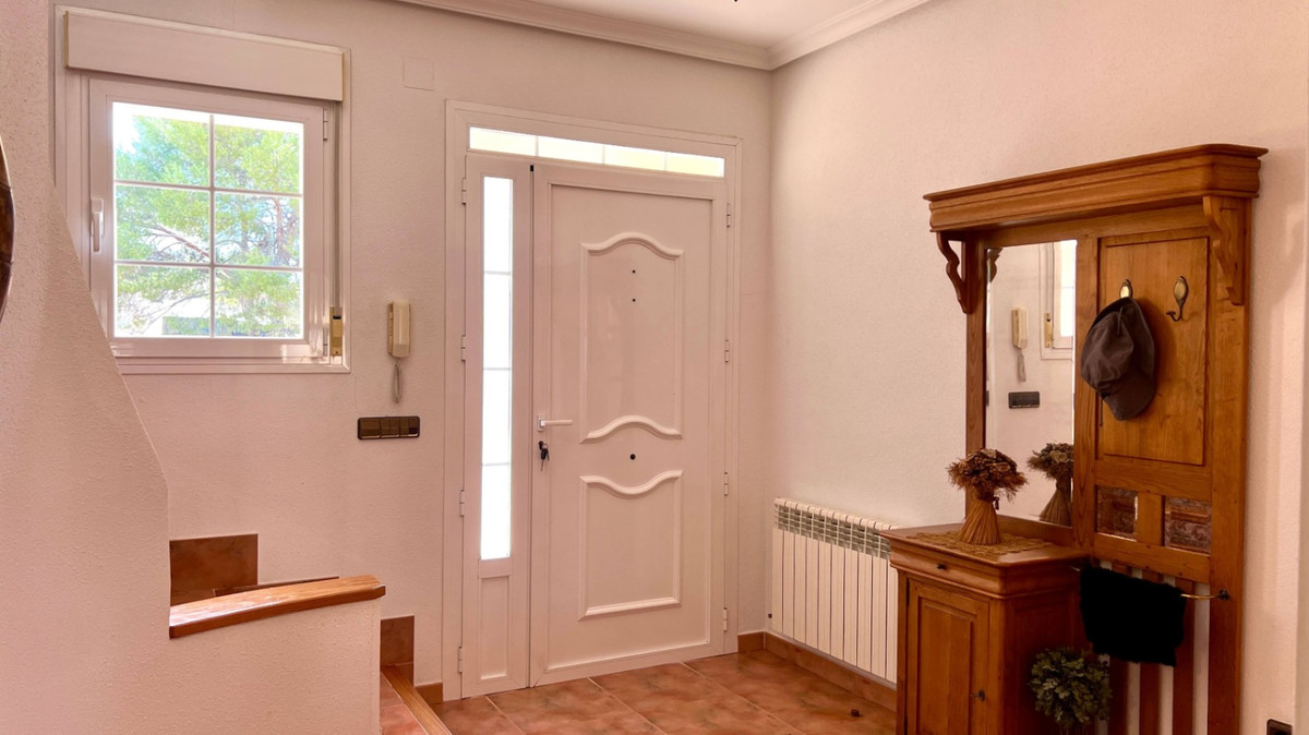 House – Detached Villa in Calpe