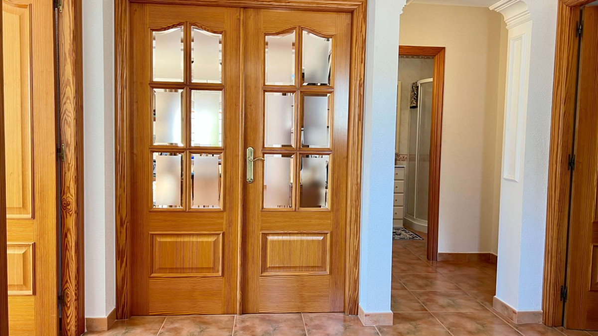House – Detached Villa in Calpe