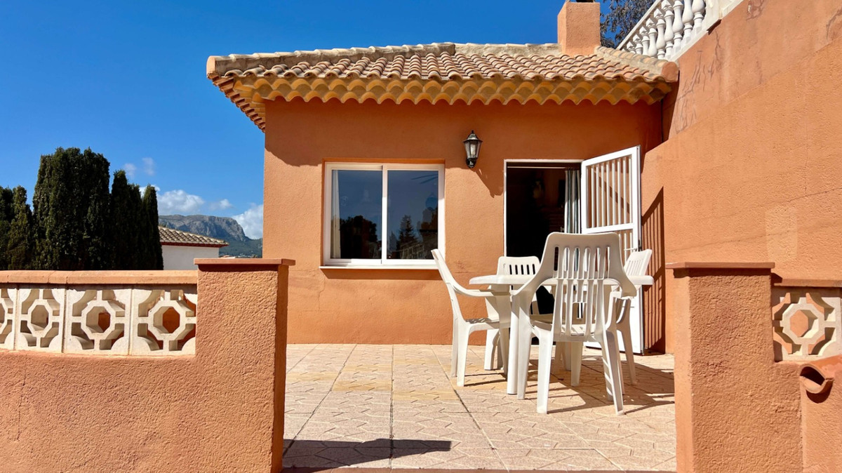 House – Detached Villa in Calpe