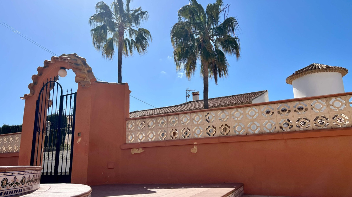 House – Detached Villa in Calpe