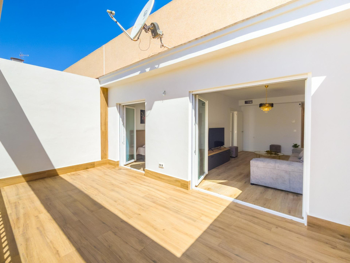 ShowFeedImage Apartment – Middle Floor Apartment in Torrevieja