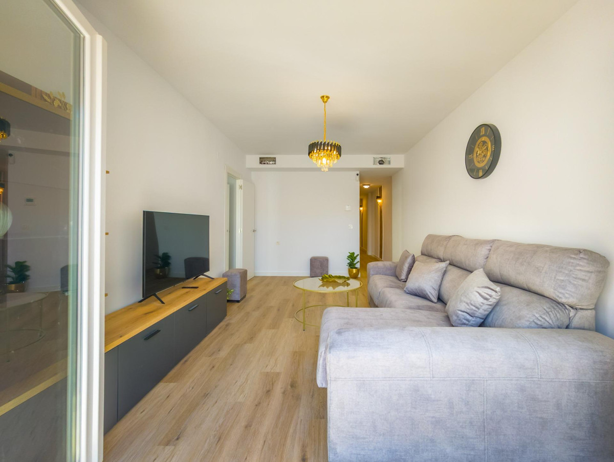 ShowFeedImage Apartment – Middle Floor Apartment in Torrevieja