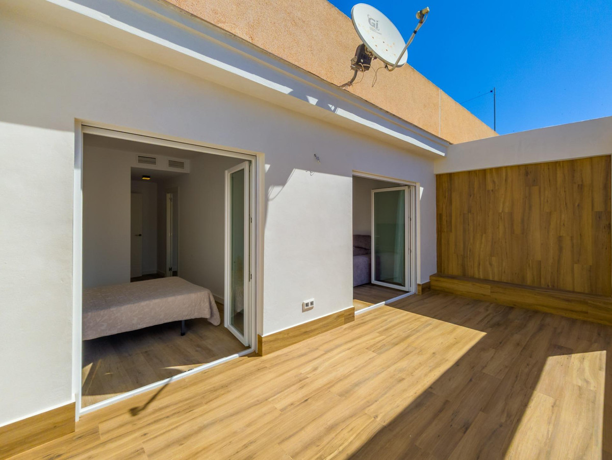 ShowFeedImage Apartment – Middle Floor Apartment in Torrevieja