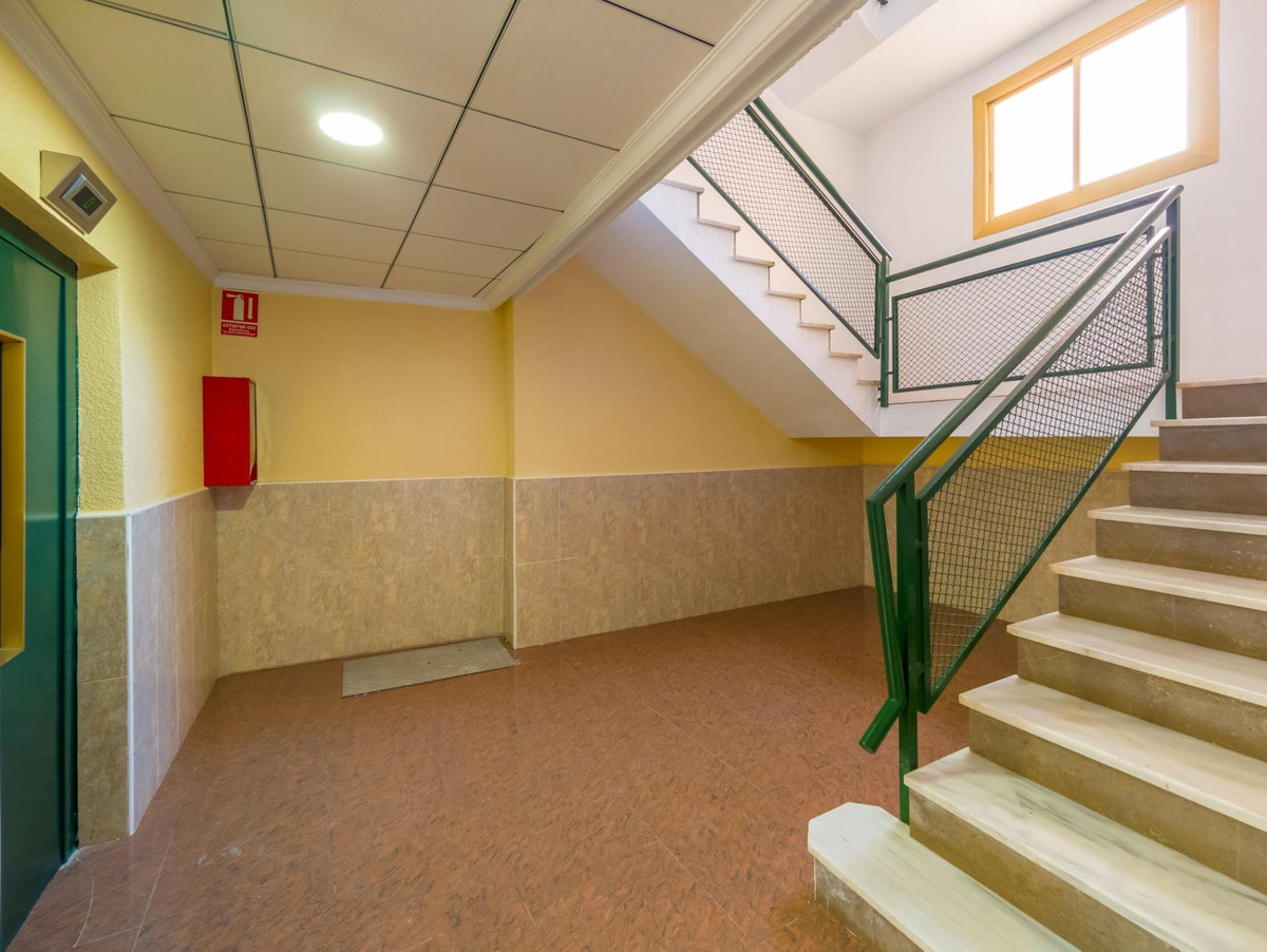 ShowFeedImage Apartment – Middle Floor Apartment in Torrevieja