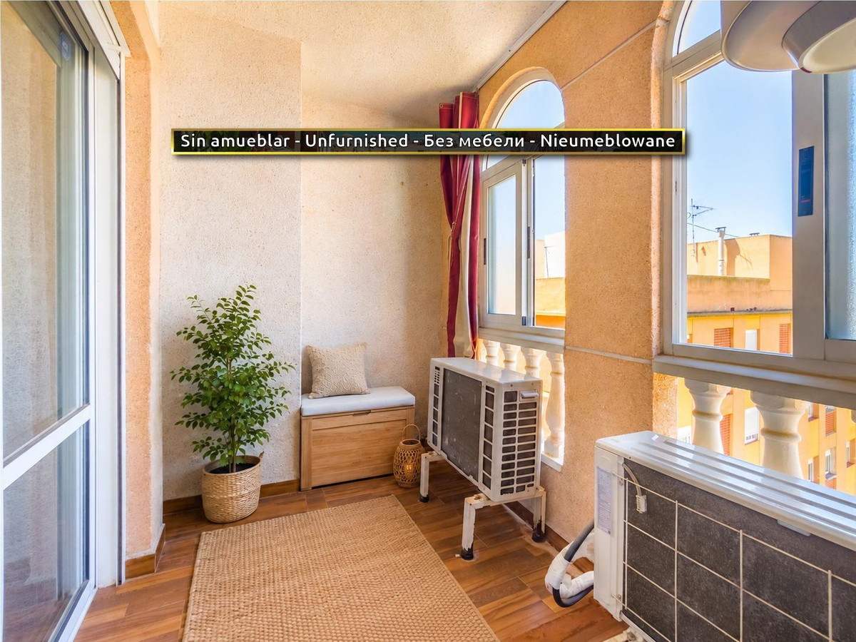Apartment – Middle Floor Apartment in Alicante City