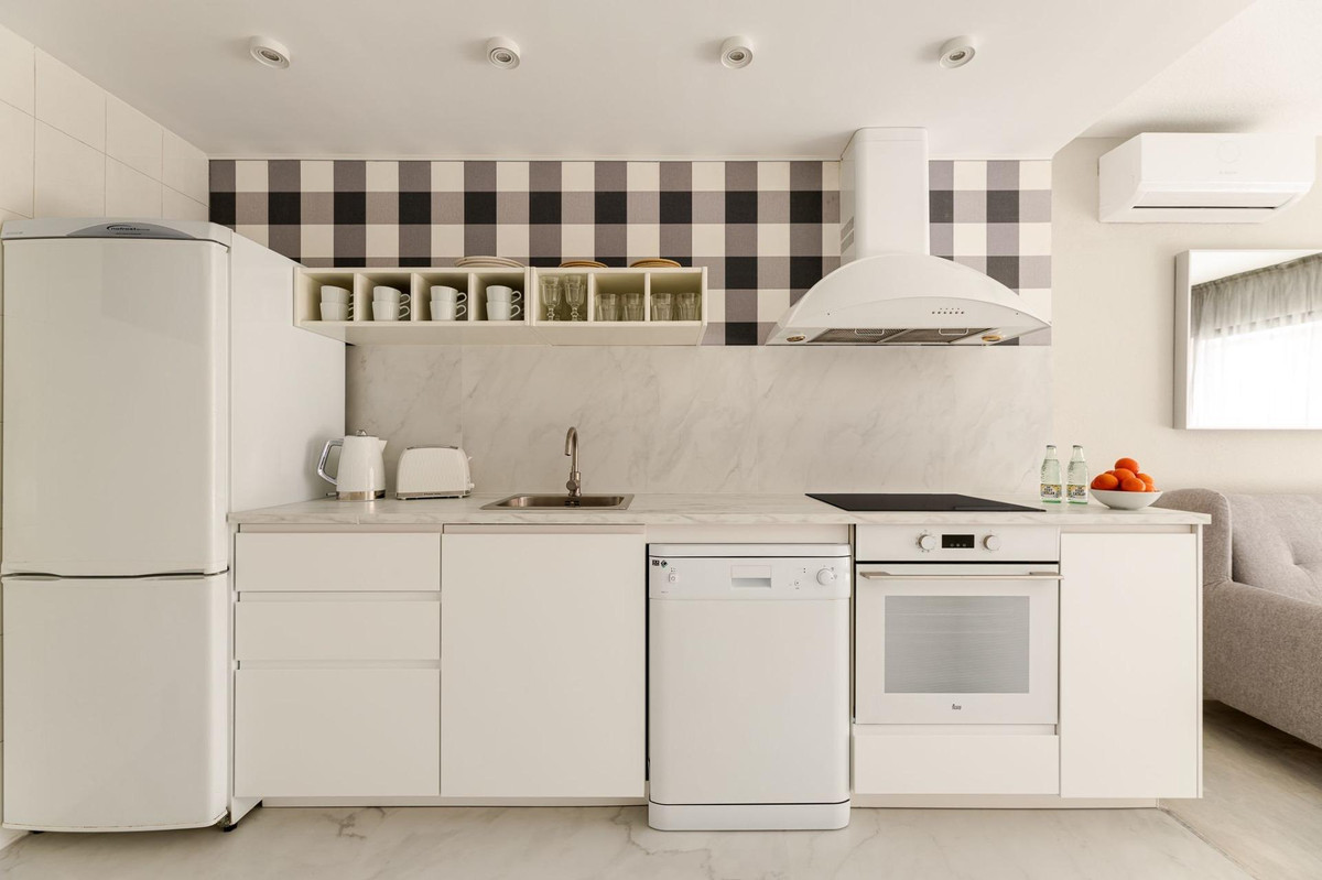 ShowFeedImage Apartment – Middle Floor Apartment in Benidorm