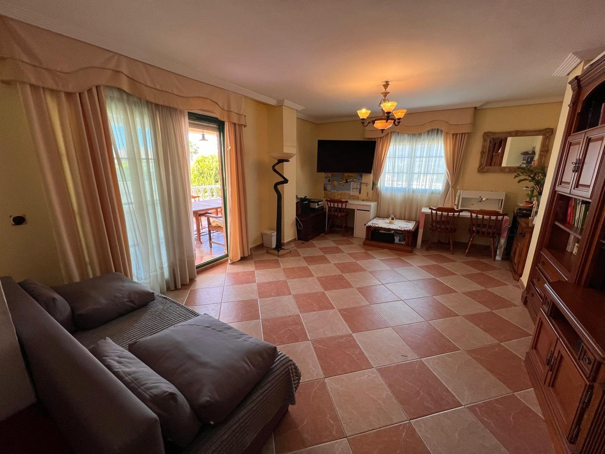 ShowFeedImage House – Bungalow in Benidorm