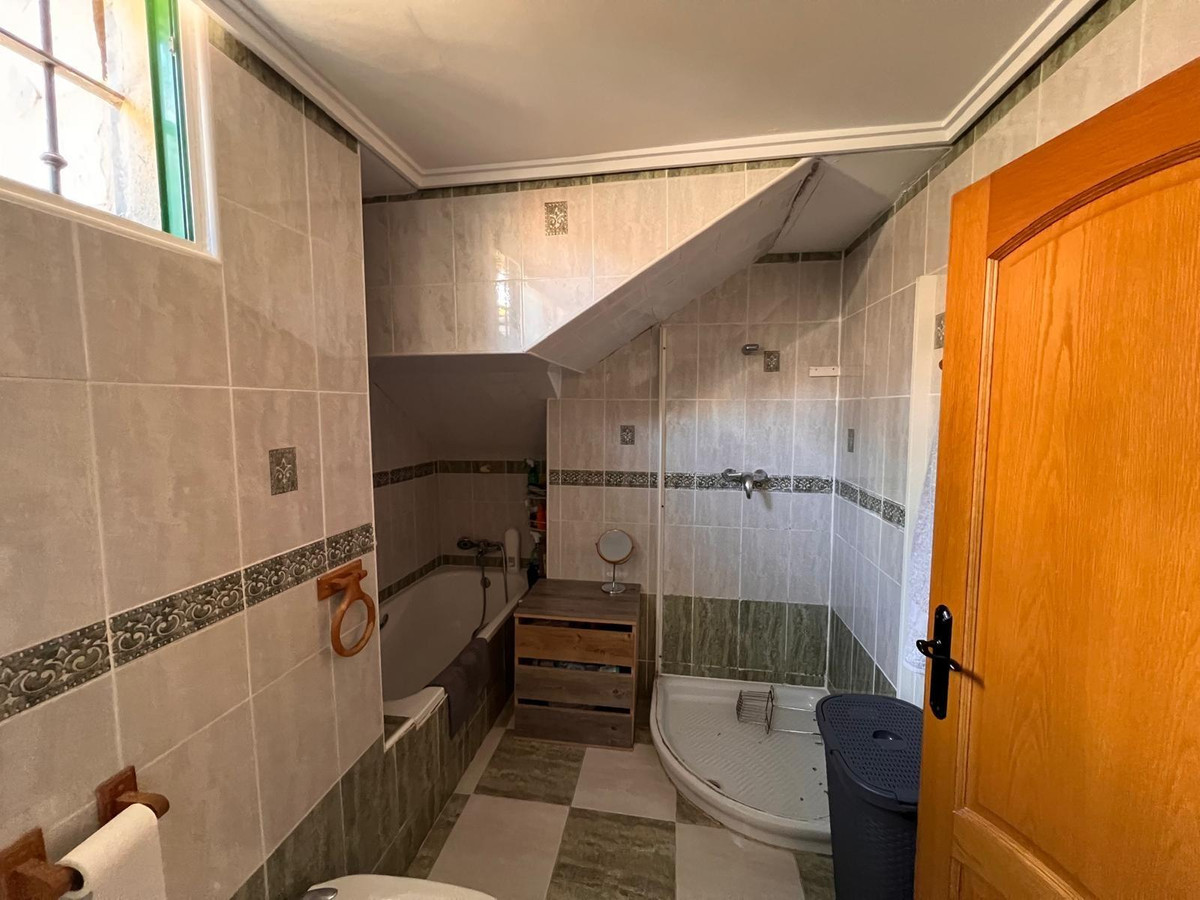 ShowFeedImage House – Bungalow in Benidorm