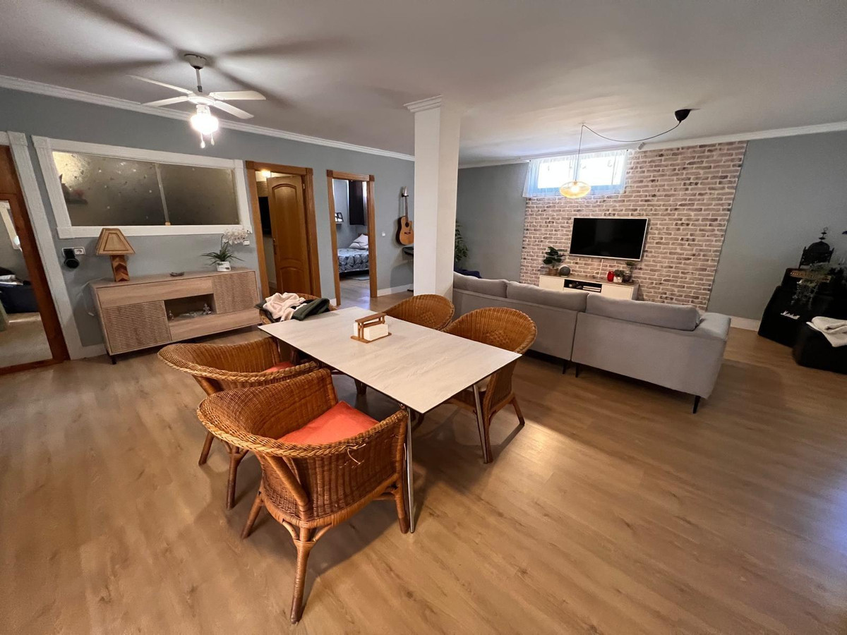 ShowFeedImage House – Bungalow in Benidorm