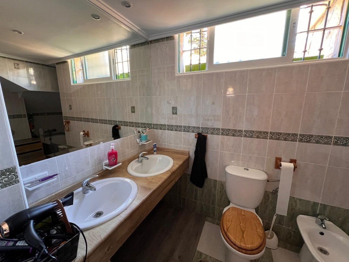 ShowFeedImage House – Bungalow in Benidorm