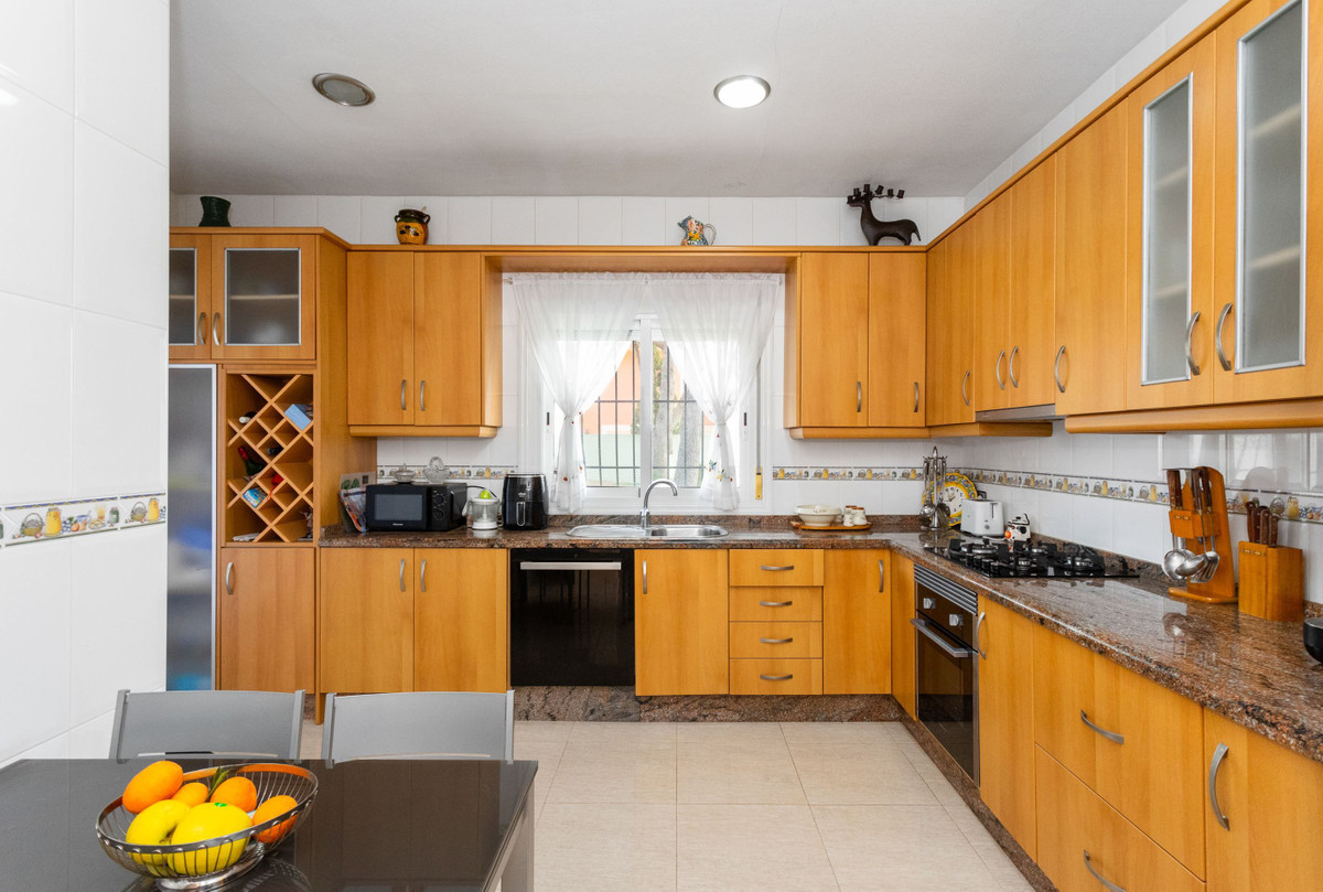 ShowFeedImage House – Detached Villa in Orihuela