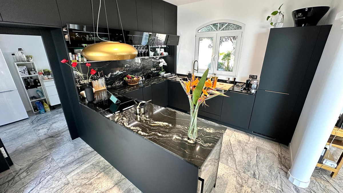 House – Detached Villa in Altea