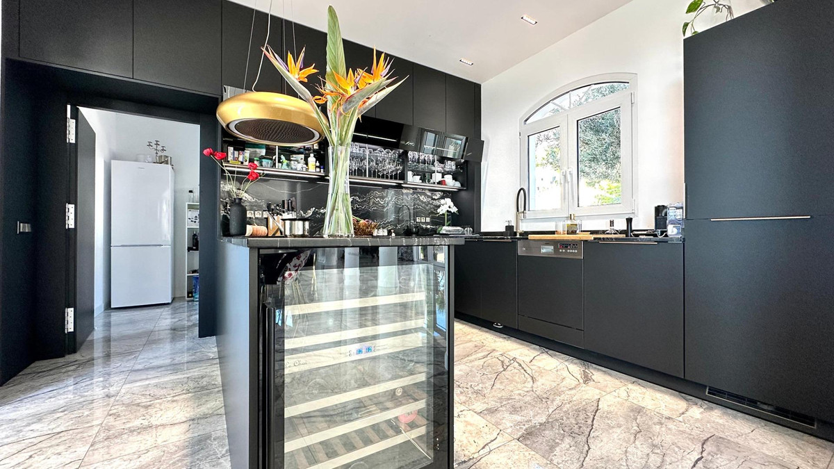 House – Detached Villa in Altea