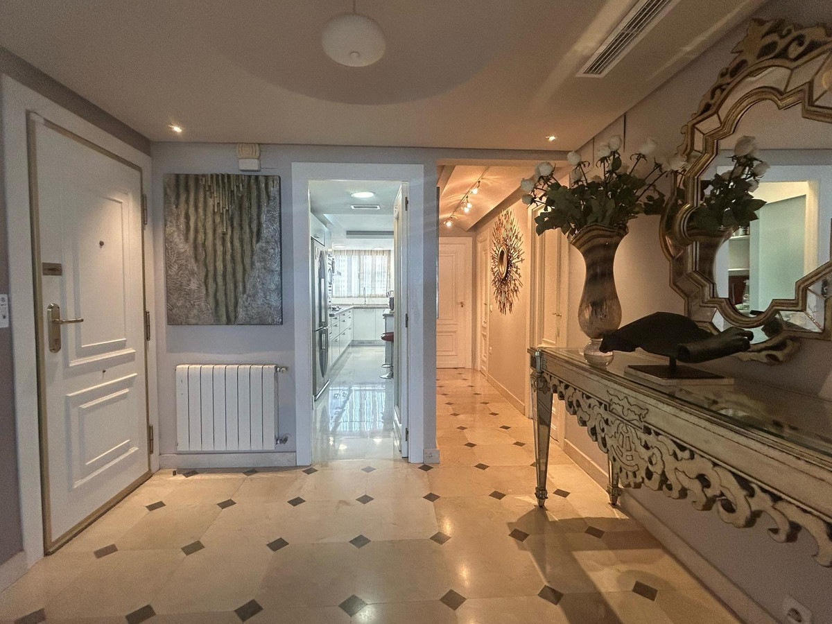 ShowFeedImage Apartment – Middle Floor Apartment in Benidorm