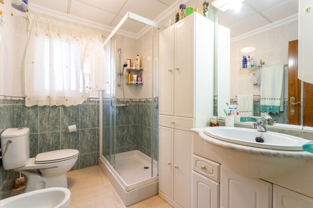 ShowFeedImage House – Detached Villa in Orihuela