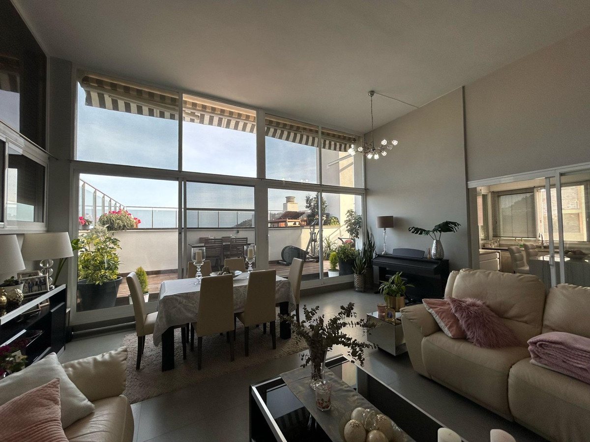 ShowFeedImage Apartment – Penthouse in Villajoyosa