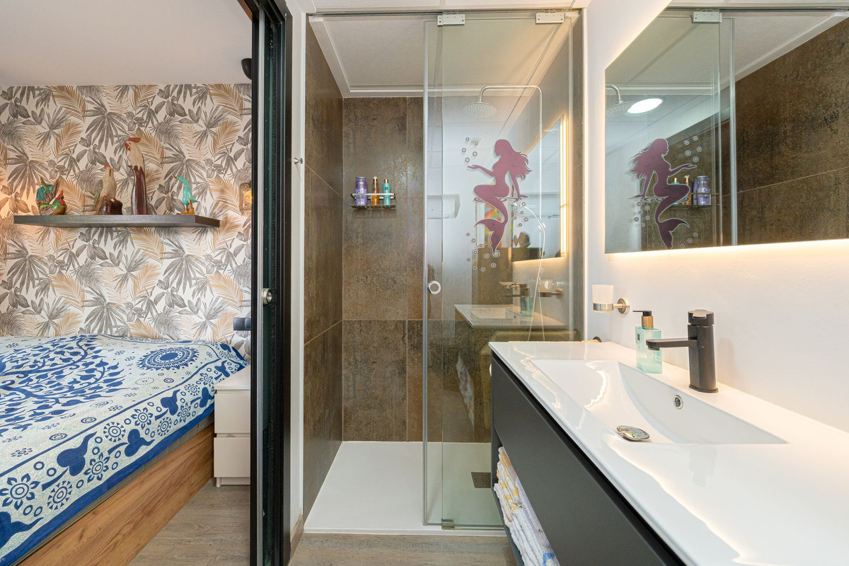 ShowFeedImage Apartment – Middle Floor Apartment in Formentera del Segura