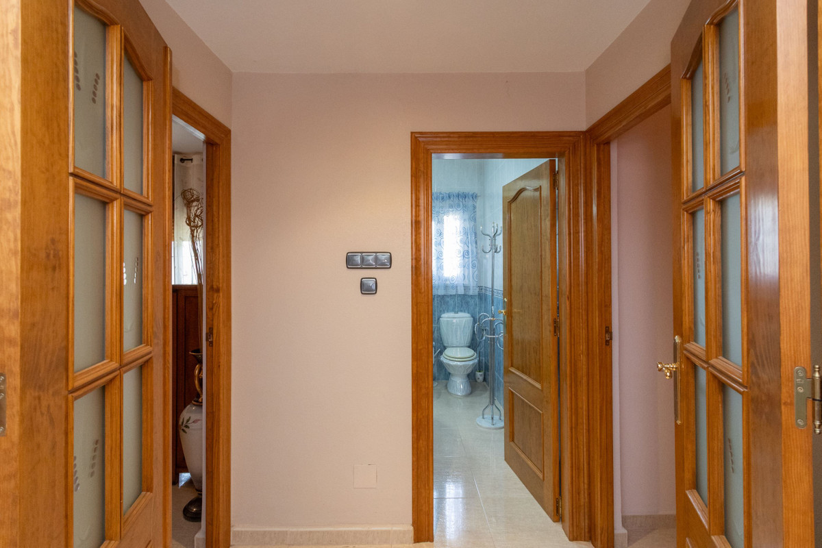 ShowFeedImage House – Detached Villa in Orihuela