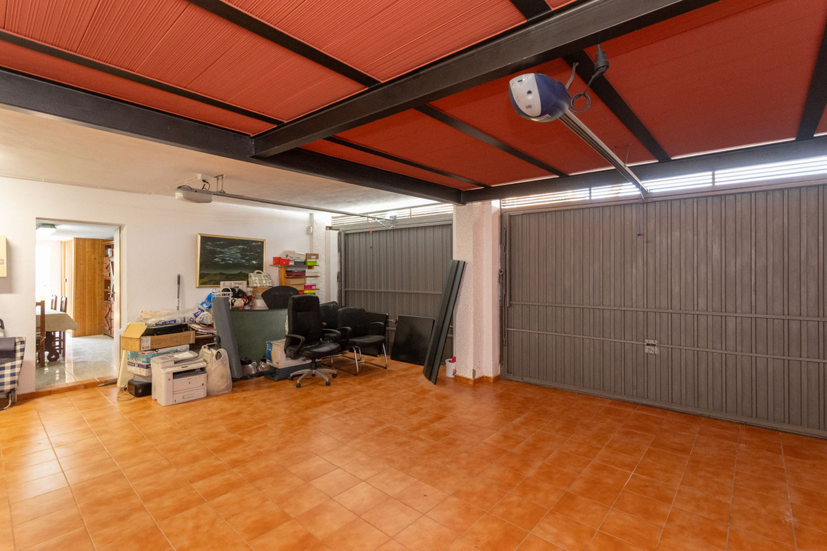 ShowFeedImage House – Detached Villa in Orihuela