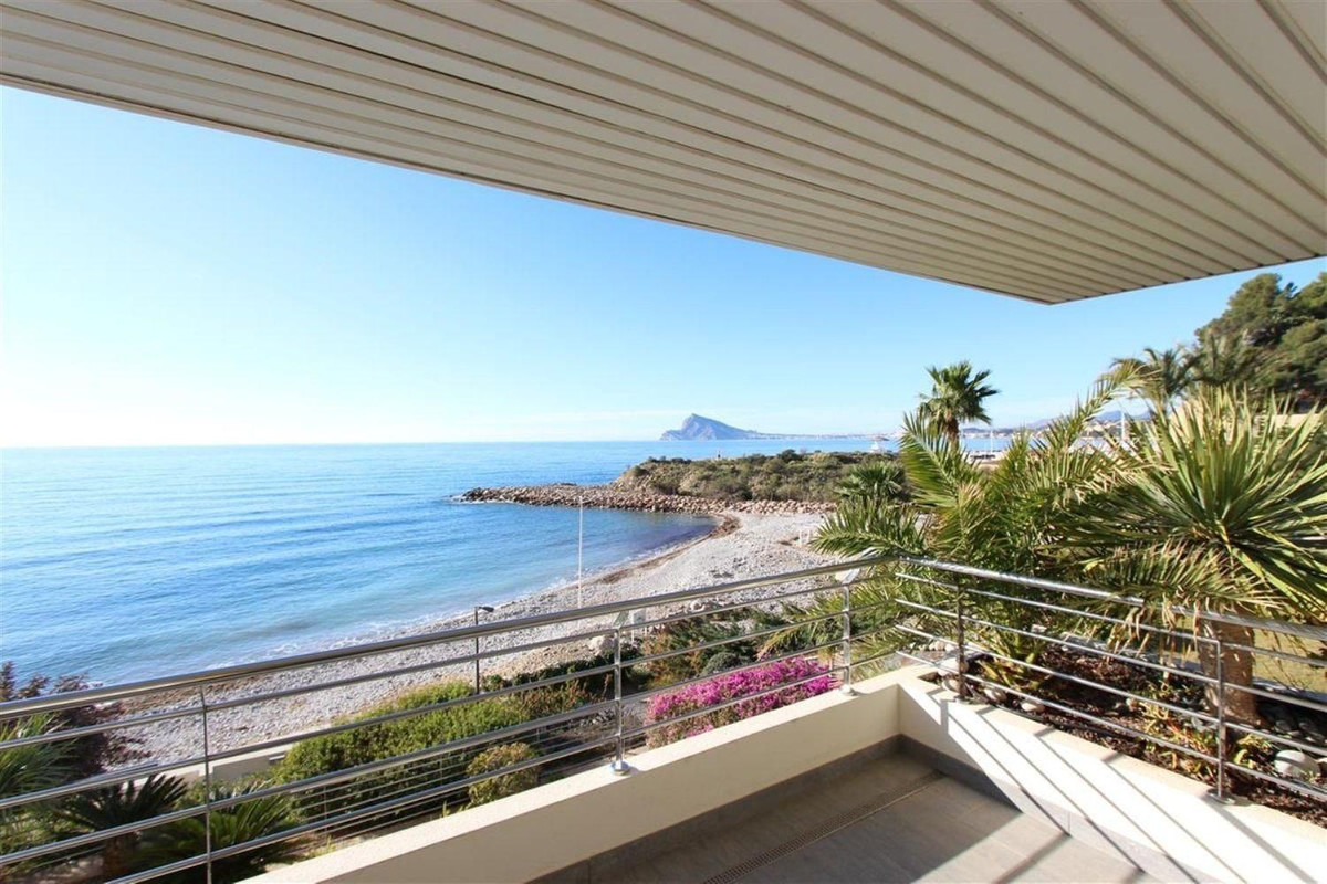 ShowFeedImage Apartment – Middle Floor Apartment in Altea