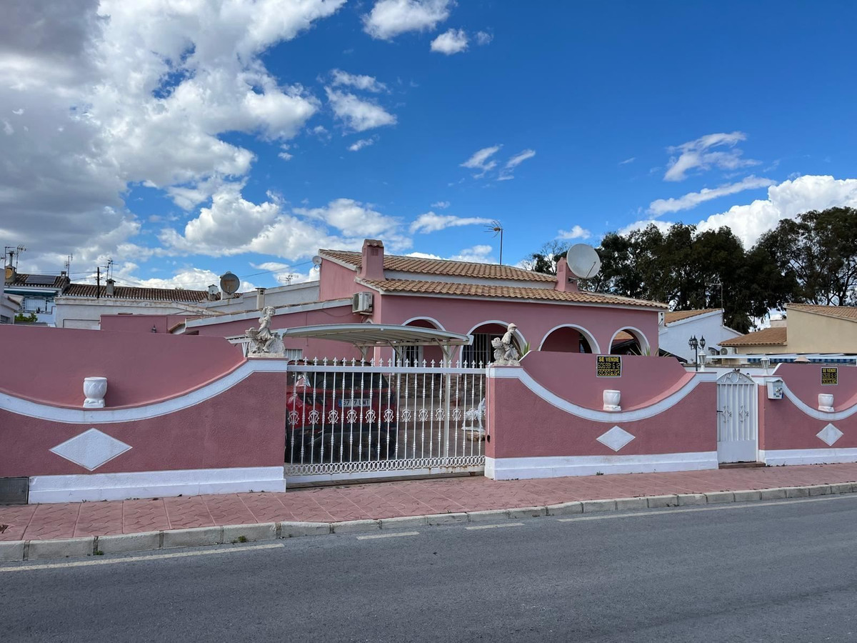 House – Detached Villa in Orihuela