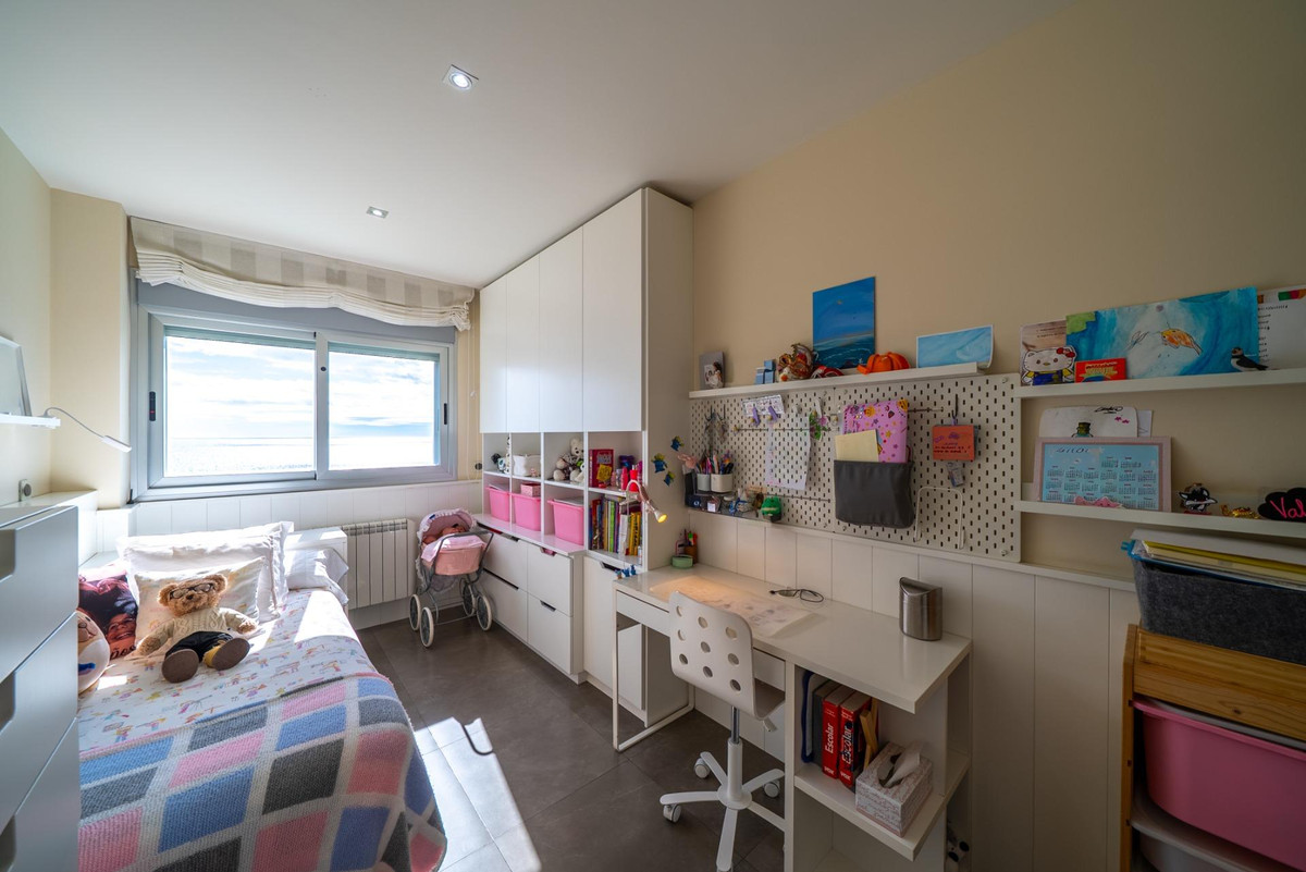 ShowFeedImage Apartment – Middle Floor Apartment in Villajoyosa