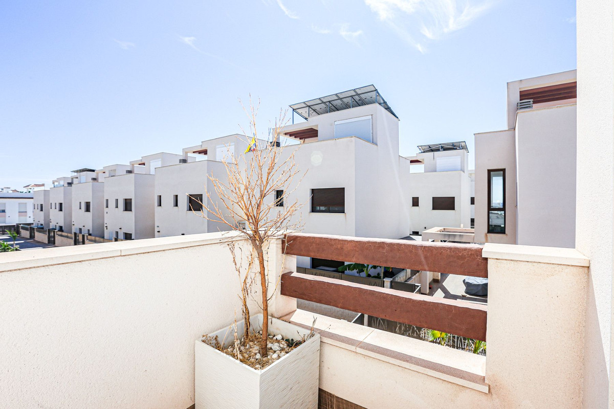 ShowFeedImage House – Detached Villa in Rojales